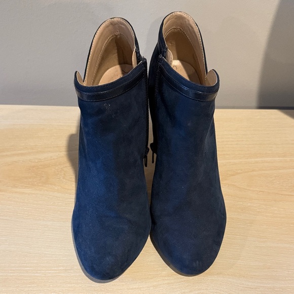 Sole Society Navy Ankle Booties - Picture 1 of 3